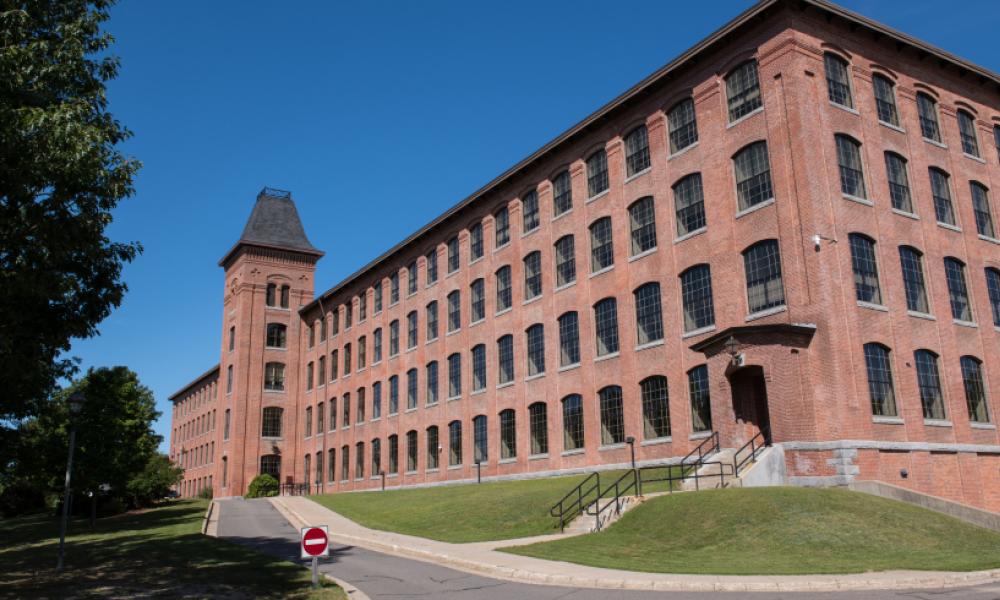 exterior shot of Boss Gibson's Marysville
